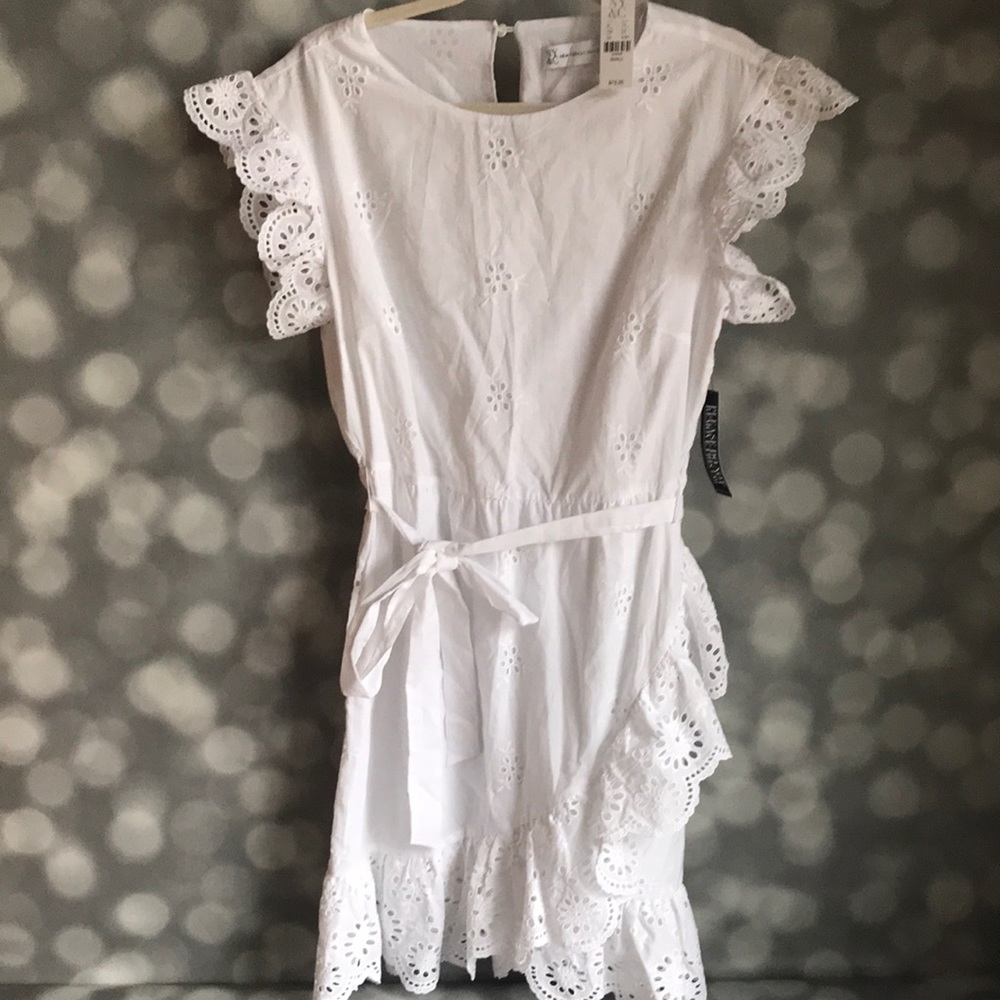 NWT New York & Company Womens white eyelet dress. Size small.